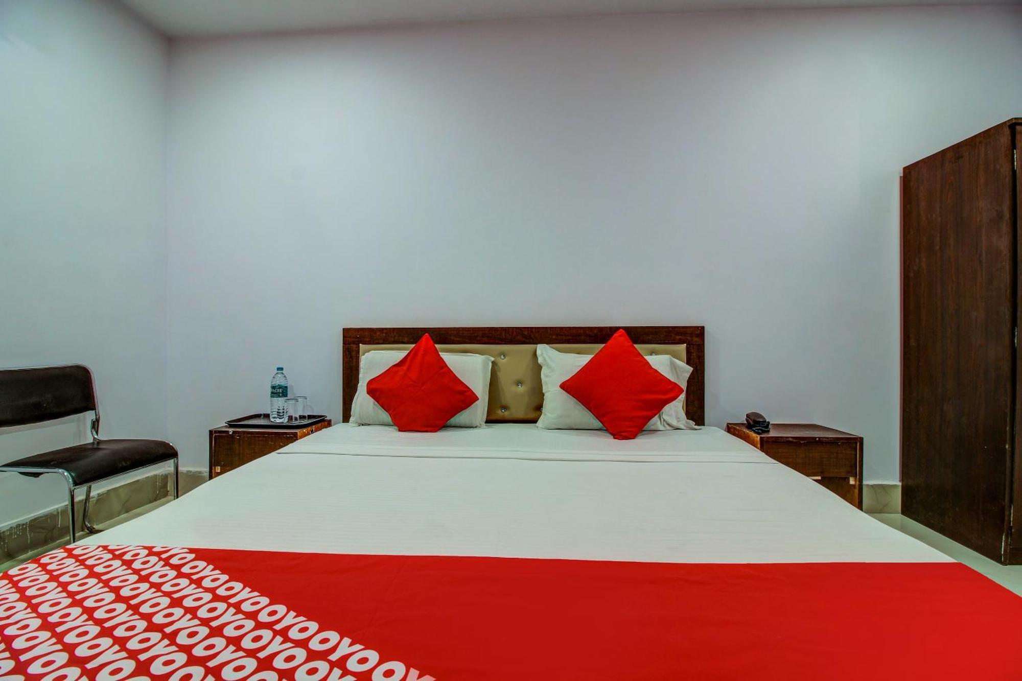 Oyo Flagship Spc & Span Otel Jamshedpur Dış mekan fotoğraf